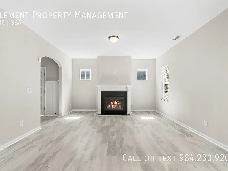 240 Quailwood Dr — Photo 10