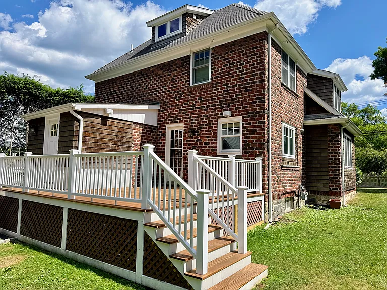 125 Bridge St — Photo 25