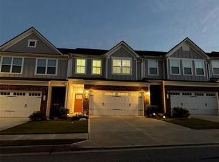 168 Salt Lake Ln, Hoschton, GA 30548