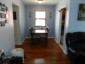 3rd image of 13705 Jewel Ave