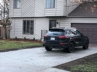 2837 SW Engler Ct, Topeka, KS 66614