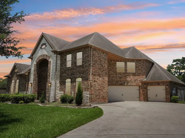 405 Old Orchard Dr, Dickinson, TX 77539
