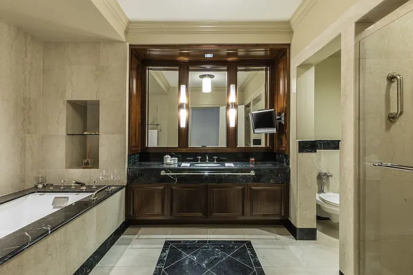 Rented by Brown Harris Stevens | media 13