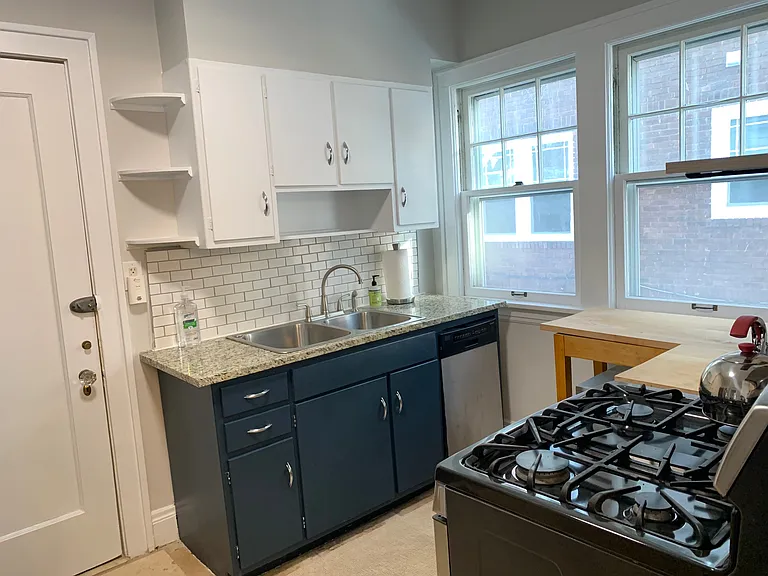 2637 Colchester Rd #1 — Photo 13
