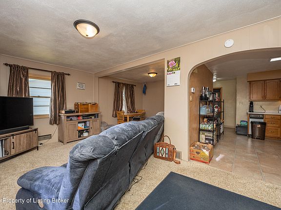 4th image of 409 1st Ave SE