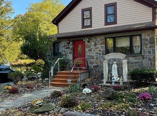 20 Central Ave, Assonet, MA 02702