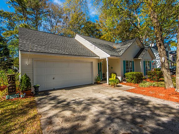 3rd image of 3241 Morningdale Dr