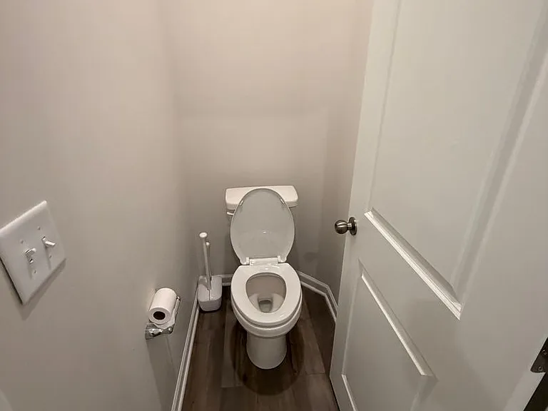 18 Fernhill Ln — Photo 16
