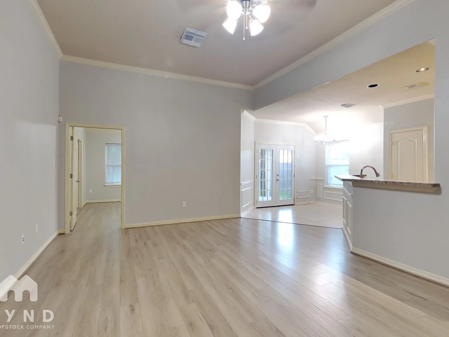3 bed, 2.0 bath, 1478 sqft, $1,845 — Photo 2