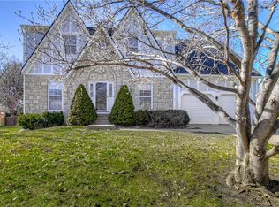 11524 Summit St, Kansas City, MO 64114