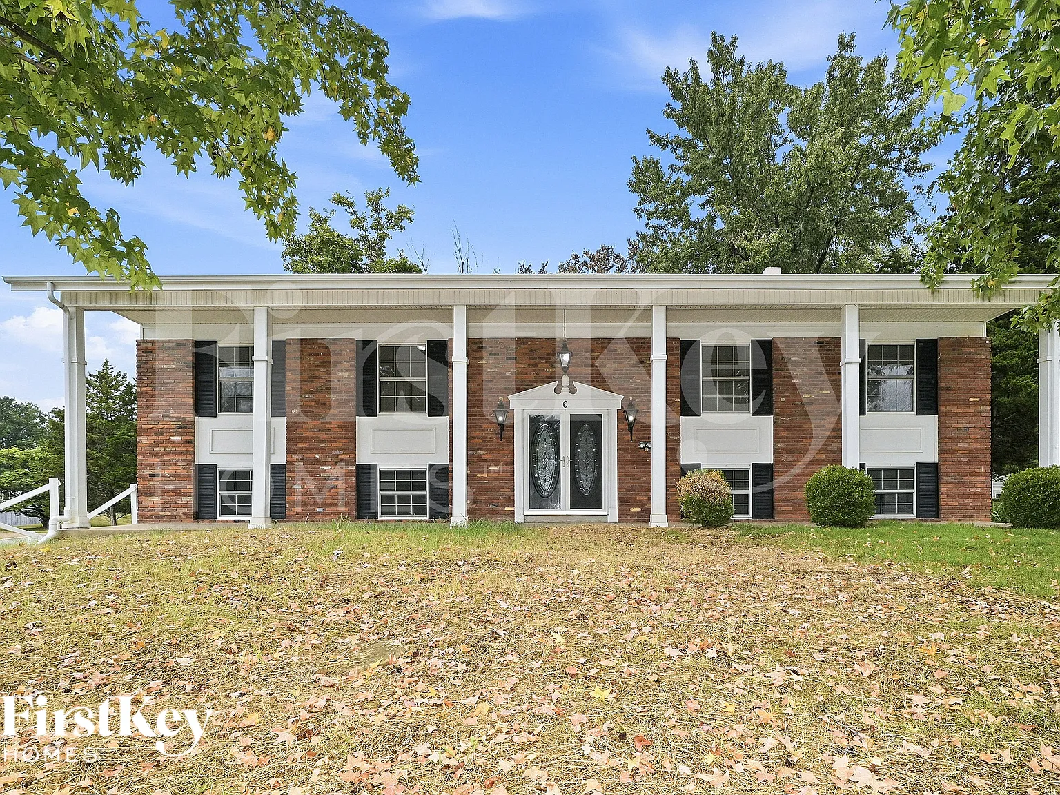 3 bed, 2.5 bath, 1624 sqft, $2,075 — Photo 1