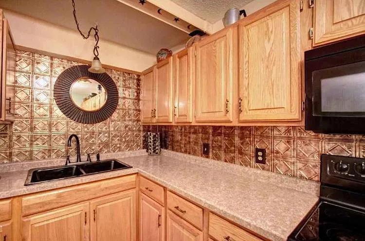 3 bed, 2.5 bath, 1534 sqft, $2,199 — Photo 3