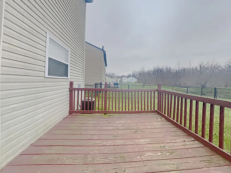 6886 Merritt Ridge Way — Photo 18