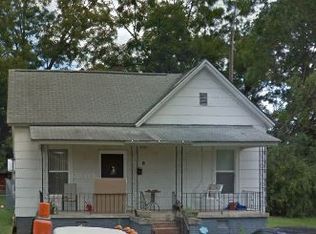 83 3rd St, Greenwood, SC 29646