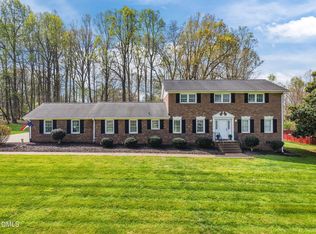 112 E Laramie Dr, Mebane, NC 27302