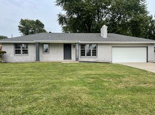18202 E R D Mize Rd, Independence, MO 64057