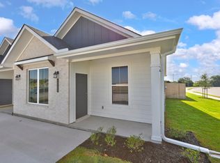 10544 Berry Branch Ln, Bryan, TX 77845