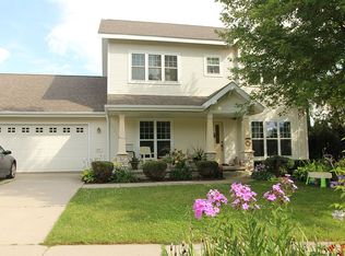 1265 Meadow Sweet Dr, Madison, WI 53719