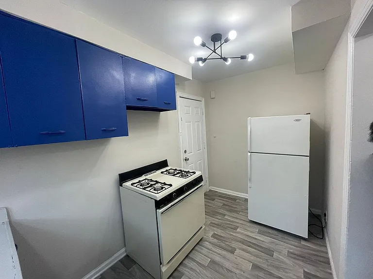 Detroit Luxury Living Apartments — Photo 25