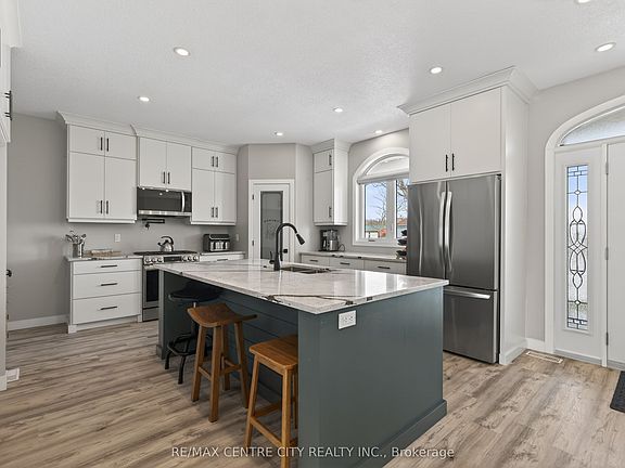 4th image of 22273 Pratt Siding Rd