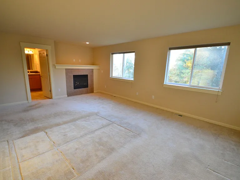 22702 43rd Dr SE — Photo 9