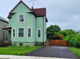 680 Caron Ave #2, Windsor, ON N9A 5B6