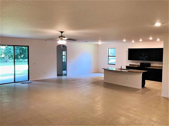 3rd image of 31008 Fairvista Dr