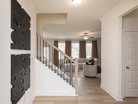 7th image of this home