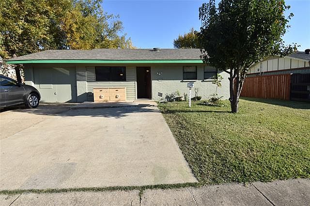 1st image of 1434 Curtis Dr