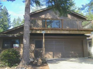 1464 Glenwood Dr, Brookings, OR