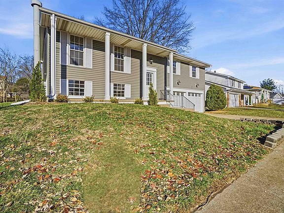 3rd image of 3319 W Brookside Dr