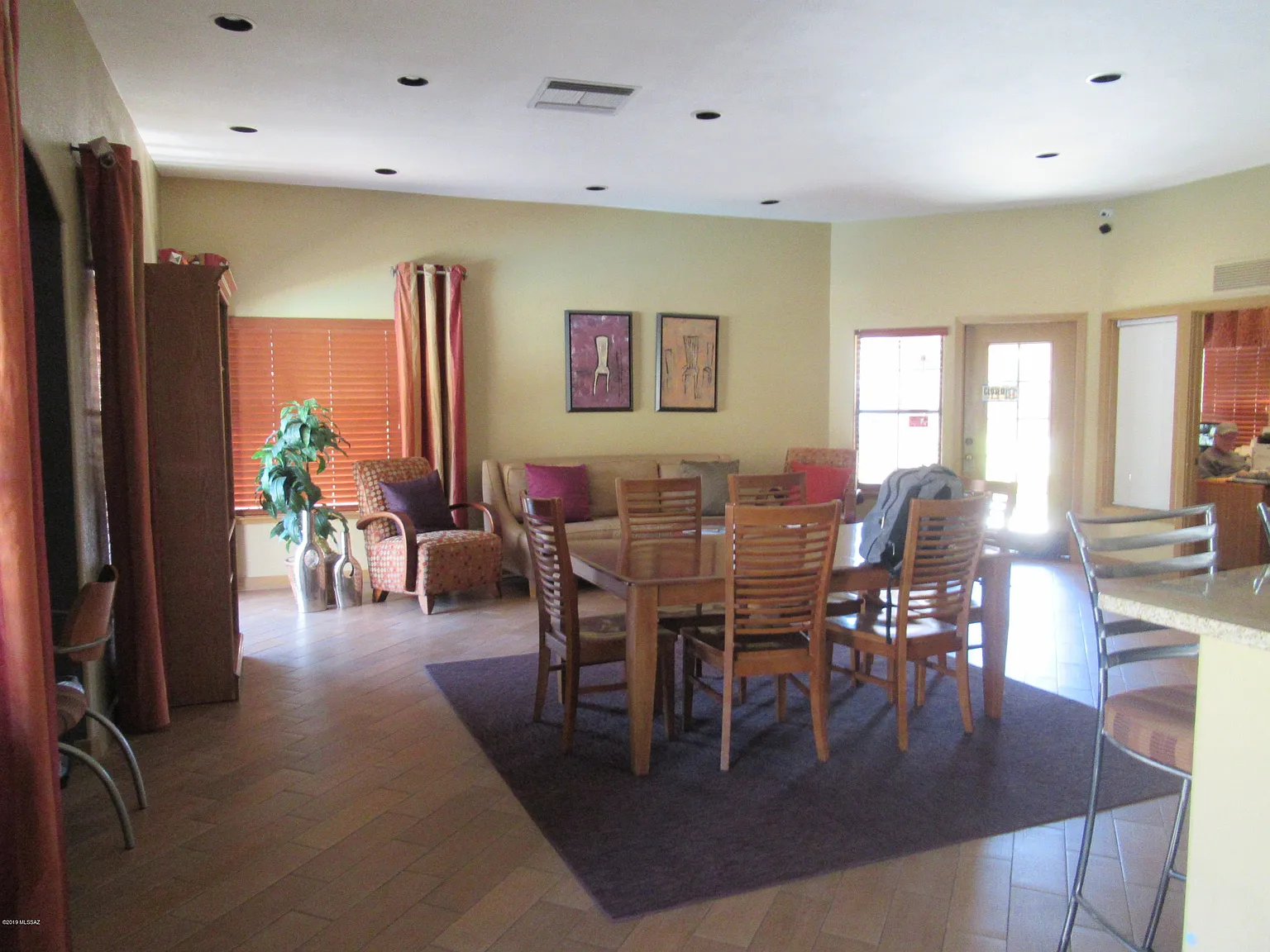 2 bed, 2.0 bath, 1076 sqft, $3,000 — Photo 4