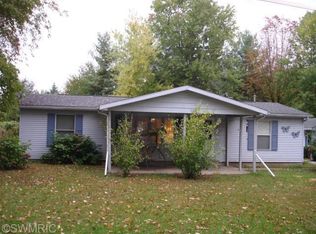 66534 Ellen Rd, Dowagiac, MI 49047