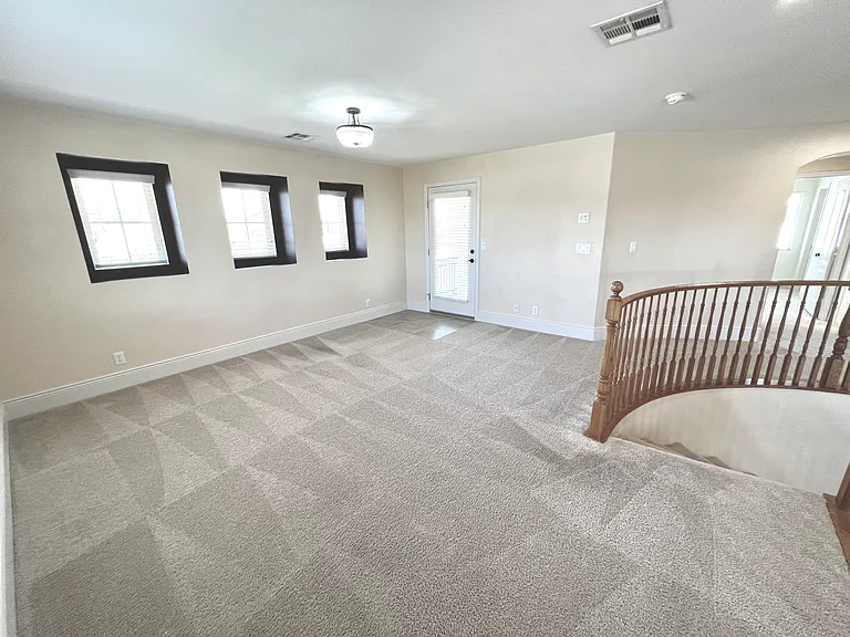 7140 Charter Crest St — Photo 44