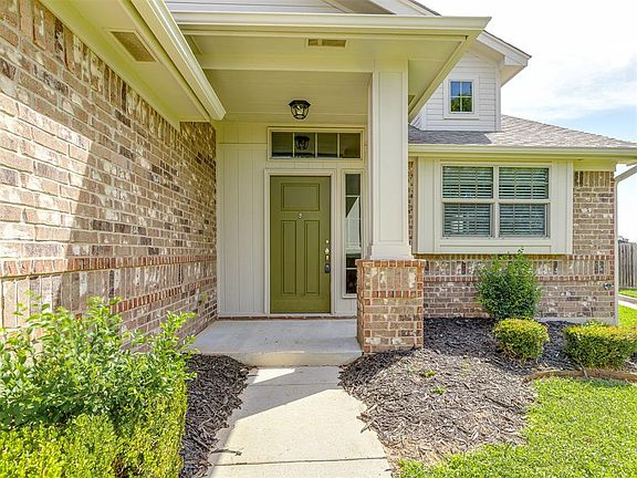 4th image of 1109 SW 160th Ct