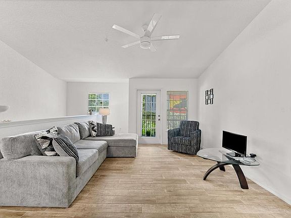 2nd image of 8933 Manor Loop APT 204
