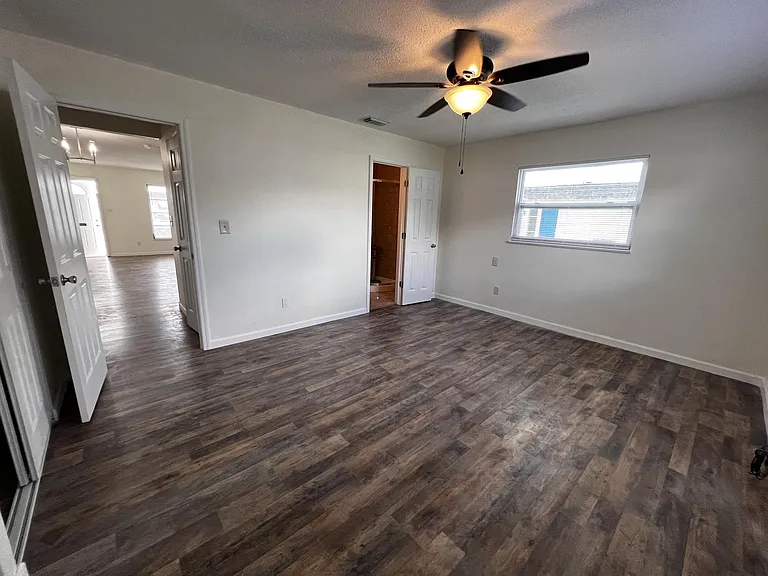 9 Hamlin Ct — Photo 38