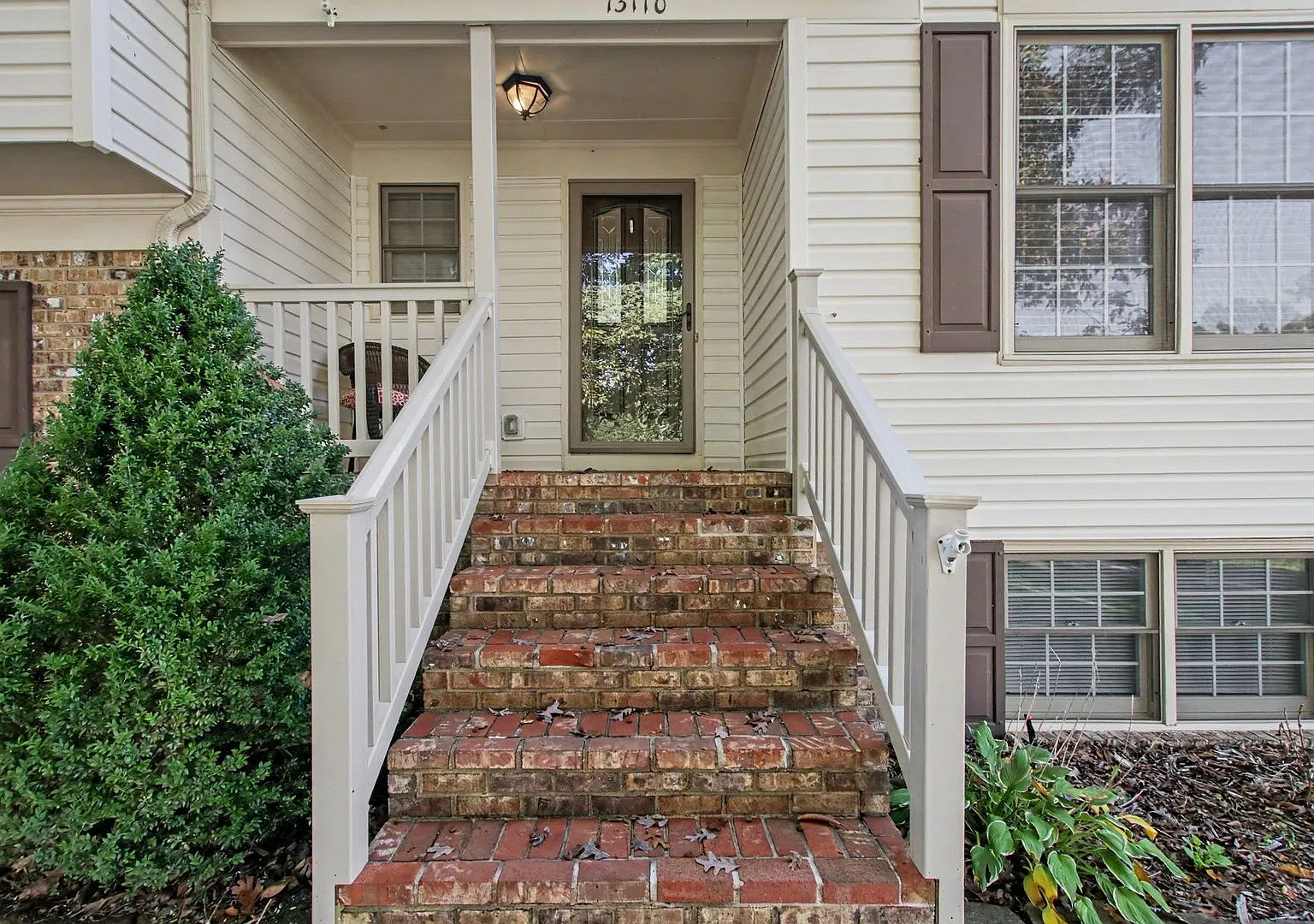 Welcome home! Sought after Troon Section of Lee's Hill! — Photo 4