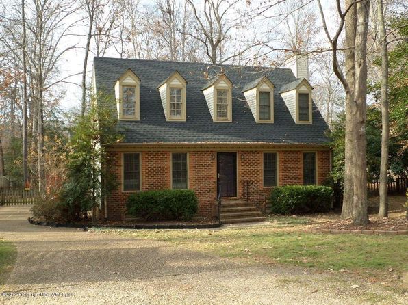239 Nina Ln