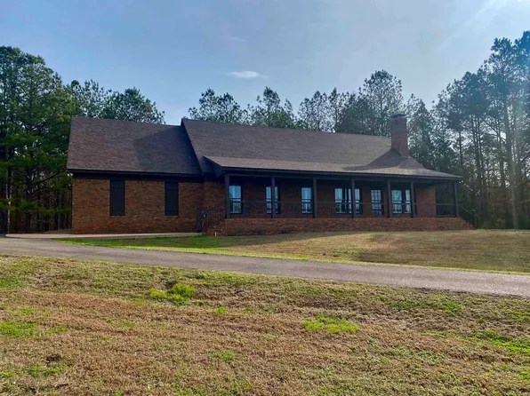 5465 Sardis Dr, Hickory Valley, TN 38042