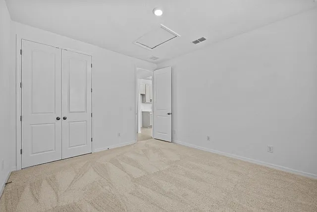 2964 Scout St — Photo 2