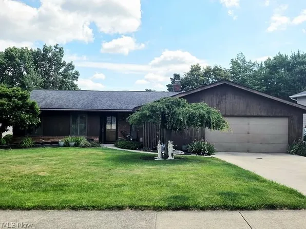 14010 Bennington Blvd, Middleburg Heights, OH 44130