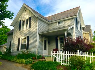 249 Bell St #0, Chagrin Falls, OH 44022