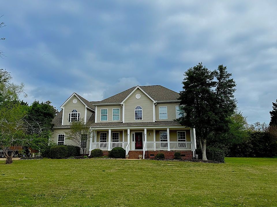 1st image of 104 Copeland Rd