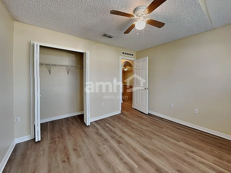 7187 Rutland Ct — Photo 15