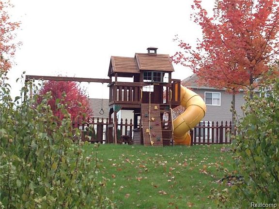 5th image of 8066 Cortez Dr