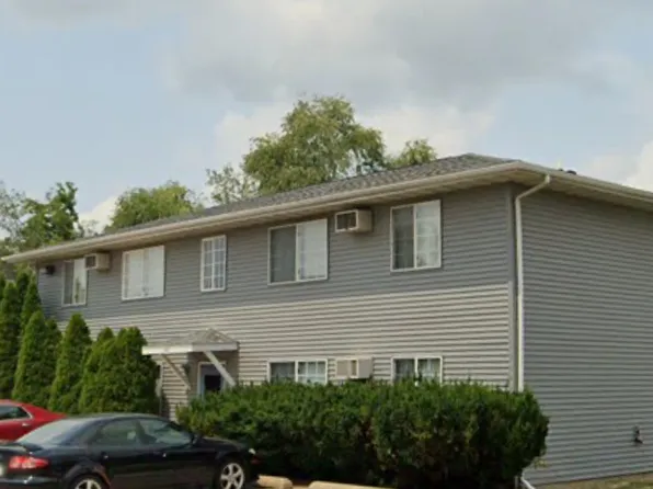 840 Terry Ave, Hiawatha, IA