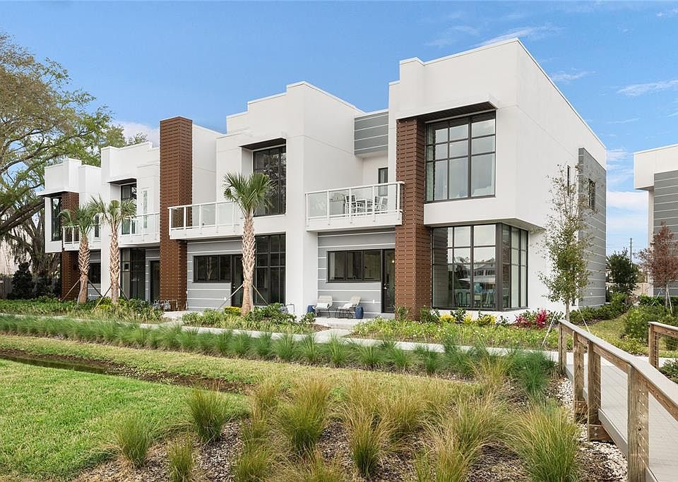 1st image of 1794 Mondrian Cir #19