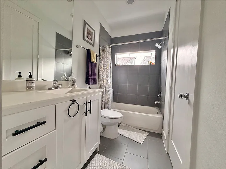 3311 Baer St — Photo 25