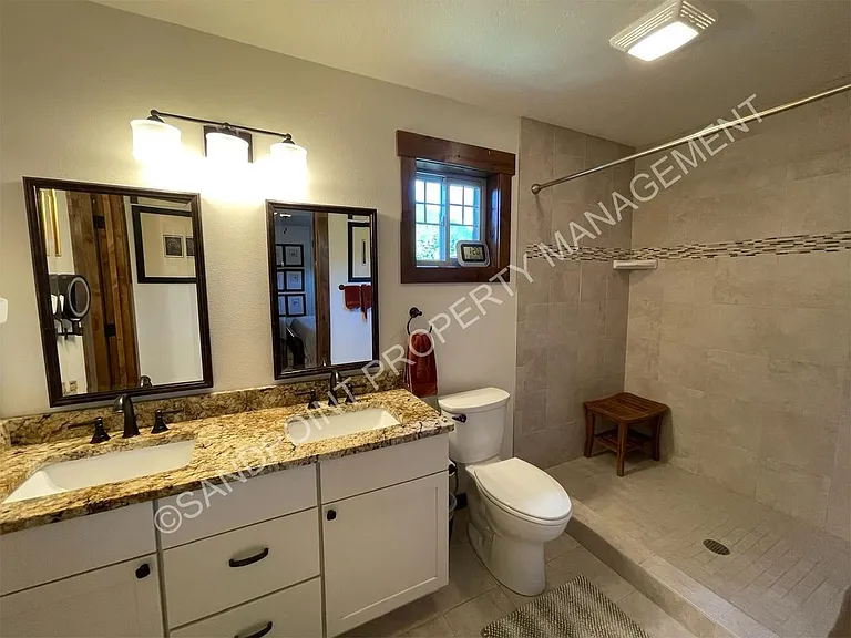 326 Maddie Ln — Photo 12